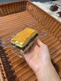 Large Wafer Chunks light cream